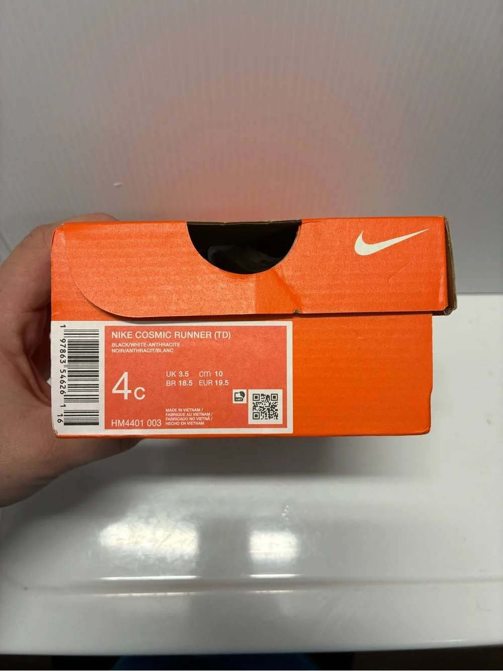 Nike Black & White Toddler Hook-and-Loop Athletic Sneakers